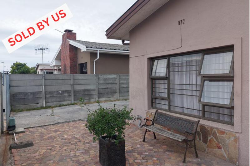 3 Bedroom Property for Sale in Glen Lilly Western Cape